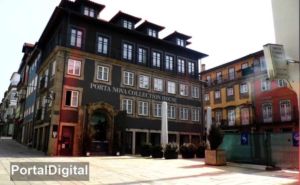 Largo da Praça Velha